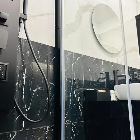 Diadema Luxury Gasthuis