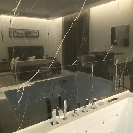 Diadema Luxury Gasthuis